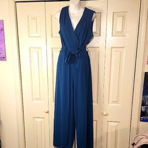 Elegant Blue Sleeveless Jumpsuit
